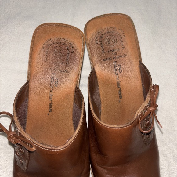 Vintage No Boundaries Brown Leather Heeled Clogs Coastal Cowgirl Boho Y2K Sz 8.5 - Picture 3 of 12